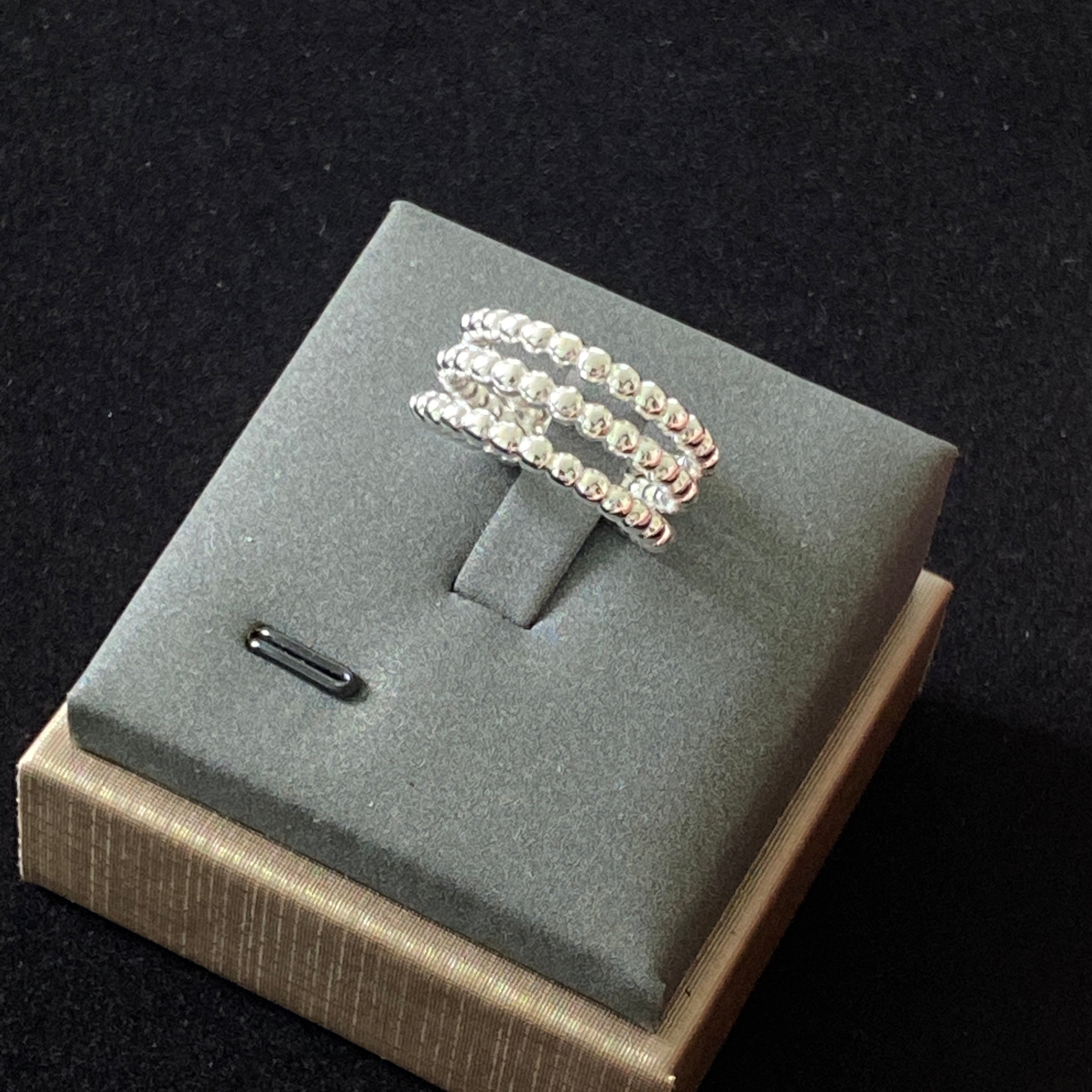 R506 FashionStyle 3 layers Beaded /OpenWork（Tail/Knuckle）Ring