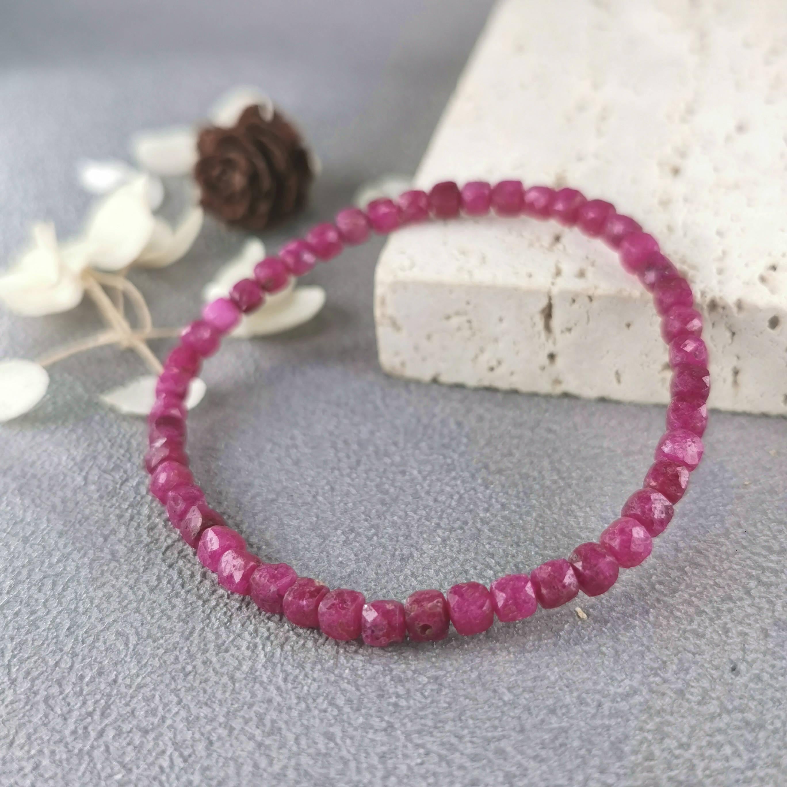 Bộ sưu tập Baceda mini Faceted Vòng tay hạt Ruby
